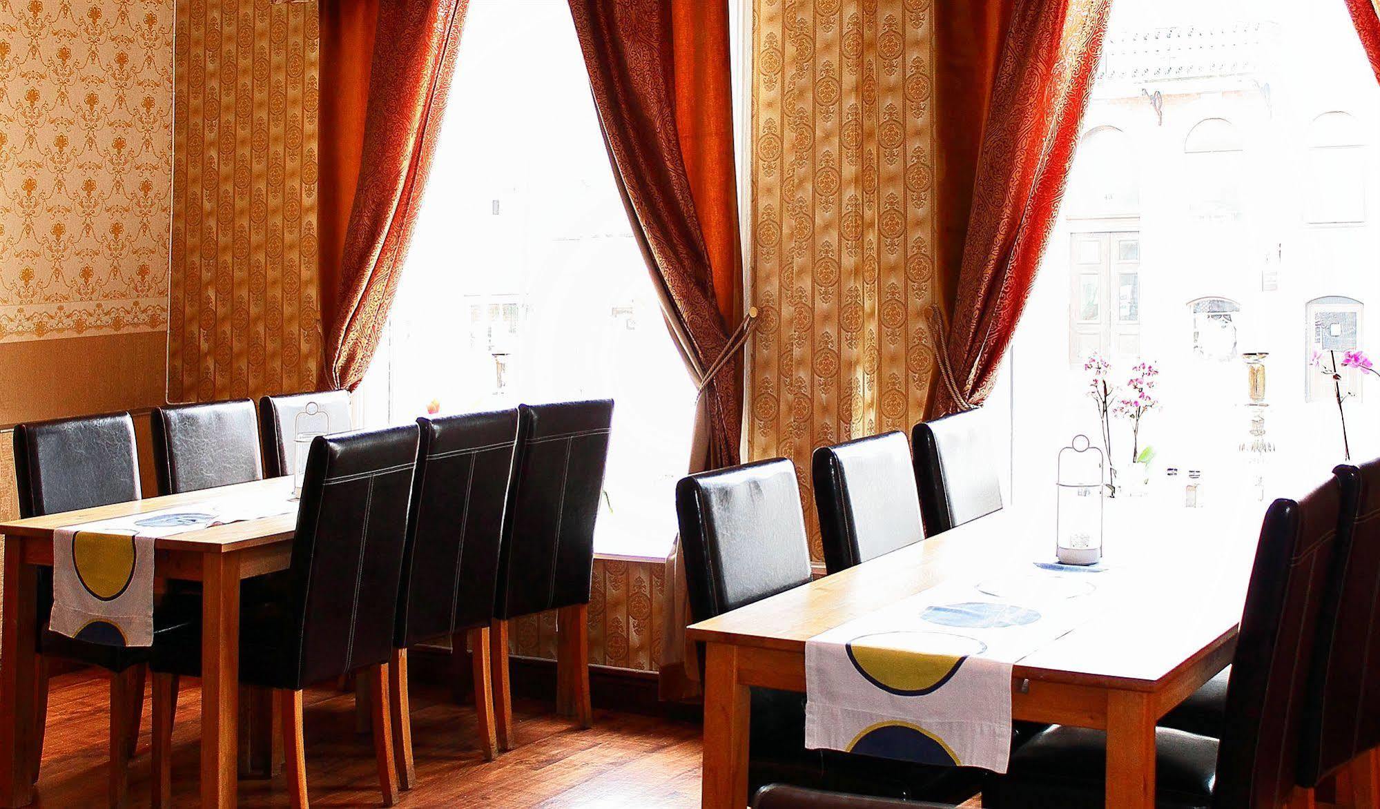 Hotell Grand 3*